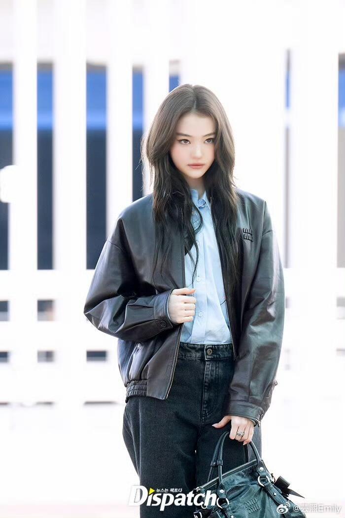 Miu家美喵EllaGross机场出发图，MiuMiu品牌大使MEOVVE