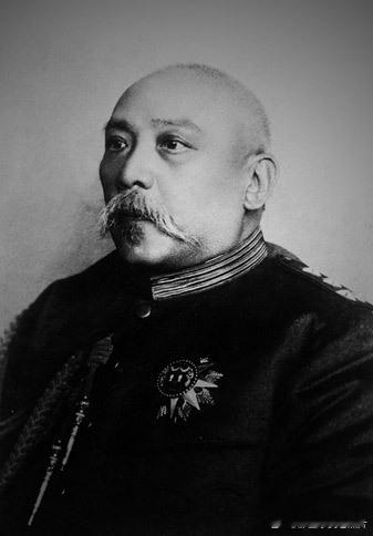 袁世凯食量惊人。有一天早晨，袁世凯找张一麟问事，坐下后，袁世凯问“早饭吃了没？”