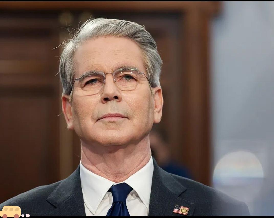 笑不活了！美国财长这波发言，简直离谱到家美国财长贝森特一本正经吐槽：“跟中