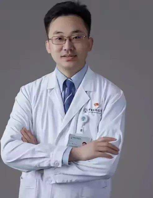看了肖某的处置结果，才知道肖医生彻底玩完了，只因这几个字：亏妻者百财不入。肖