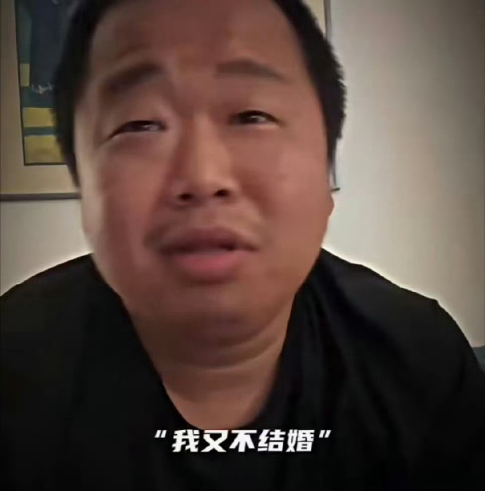 蓝战非被勒索300万人没事儿就好，他的环球旅行还是蛮喜欢看的。他这么有钱一个人