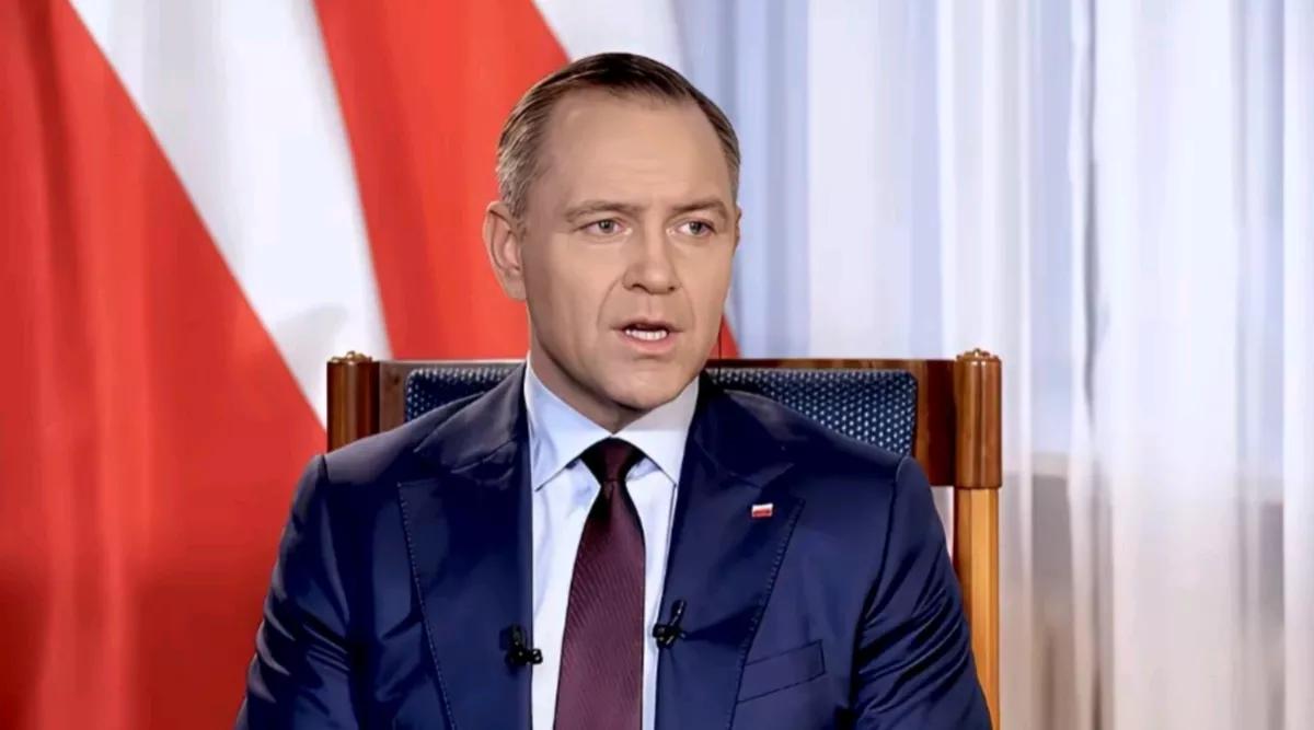 《图片报》报道，当地时间27日，波兰总统纳夫罗茨基表示，华沙议会已通过一项法案，