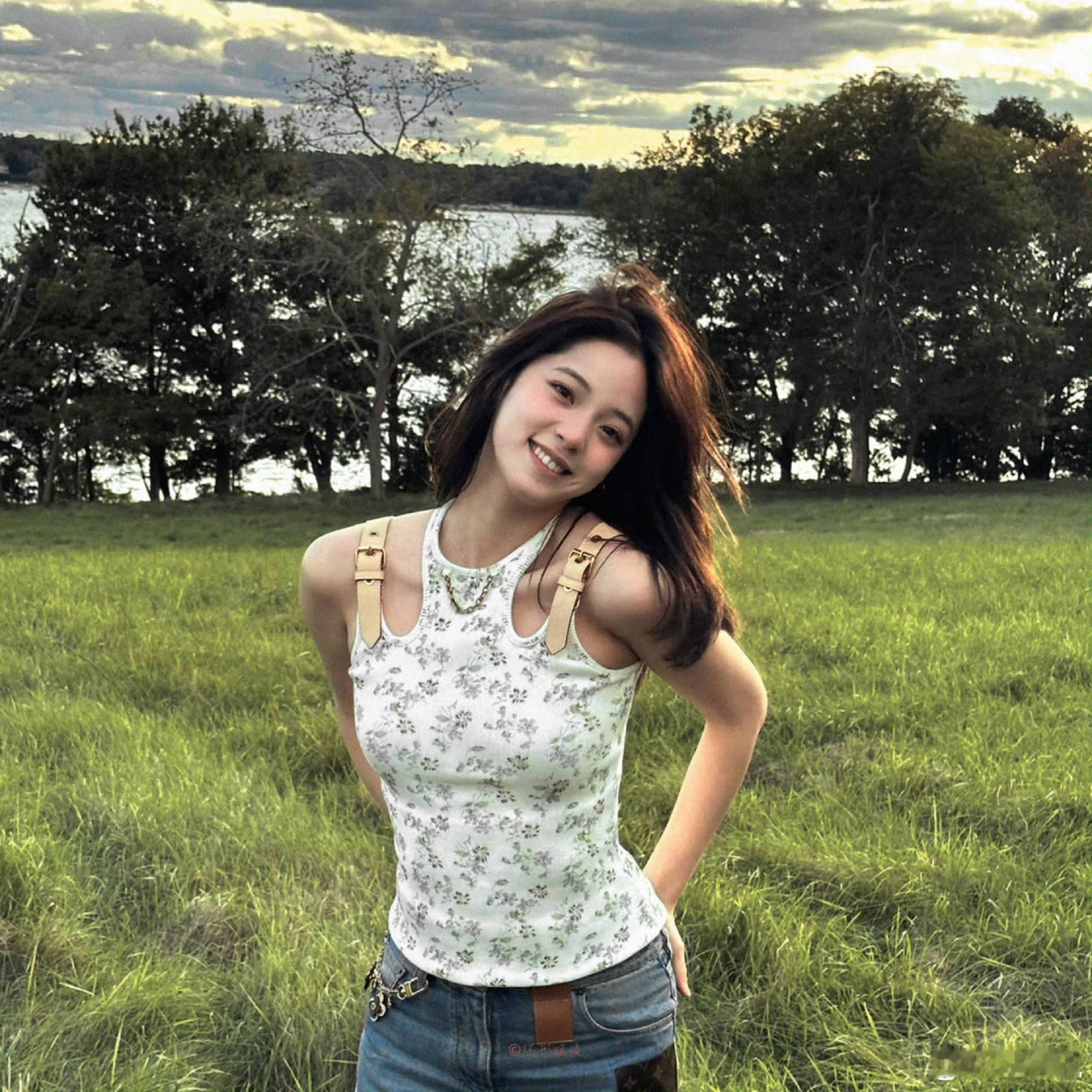 欧阳娜娜一日工作vlog娜比这次工作vlog好实在，不搞花里胡哨，全是日常工作