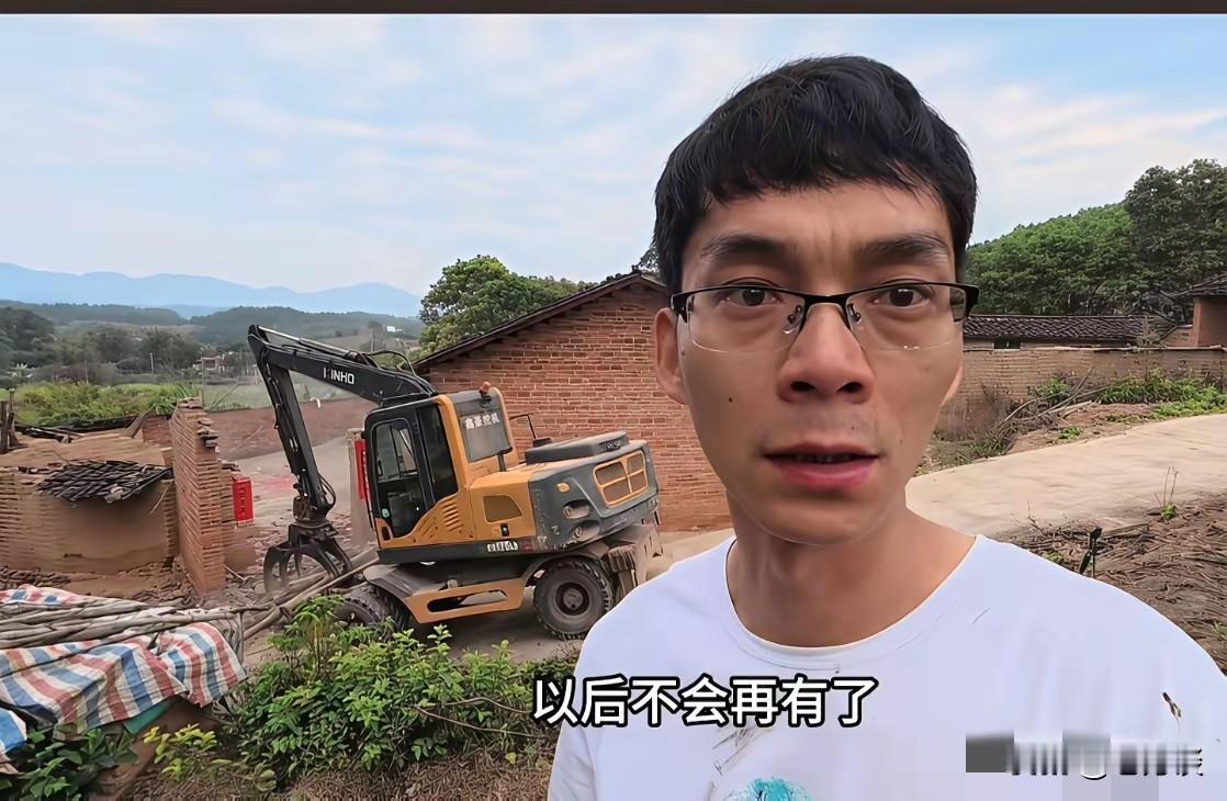 唐尚珺第三次落泪了。唐尚珺第一次落泪是在收到中国政法大学的录取通知书那是喜极而泣