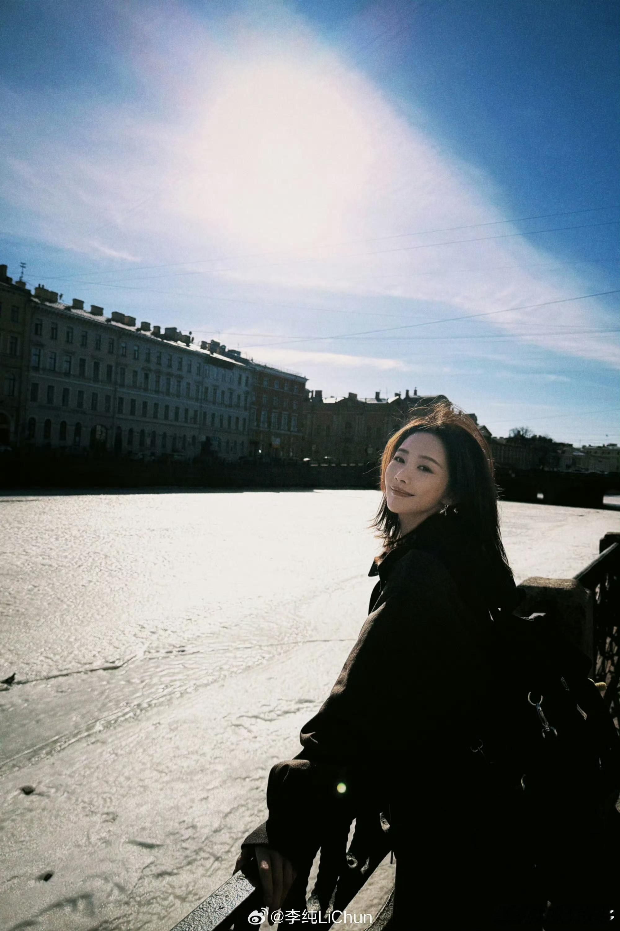 李纯的司理理火到国外了妻子的浪漫旅行司理理一角深入人心，火到海外，李纯用演技塑造