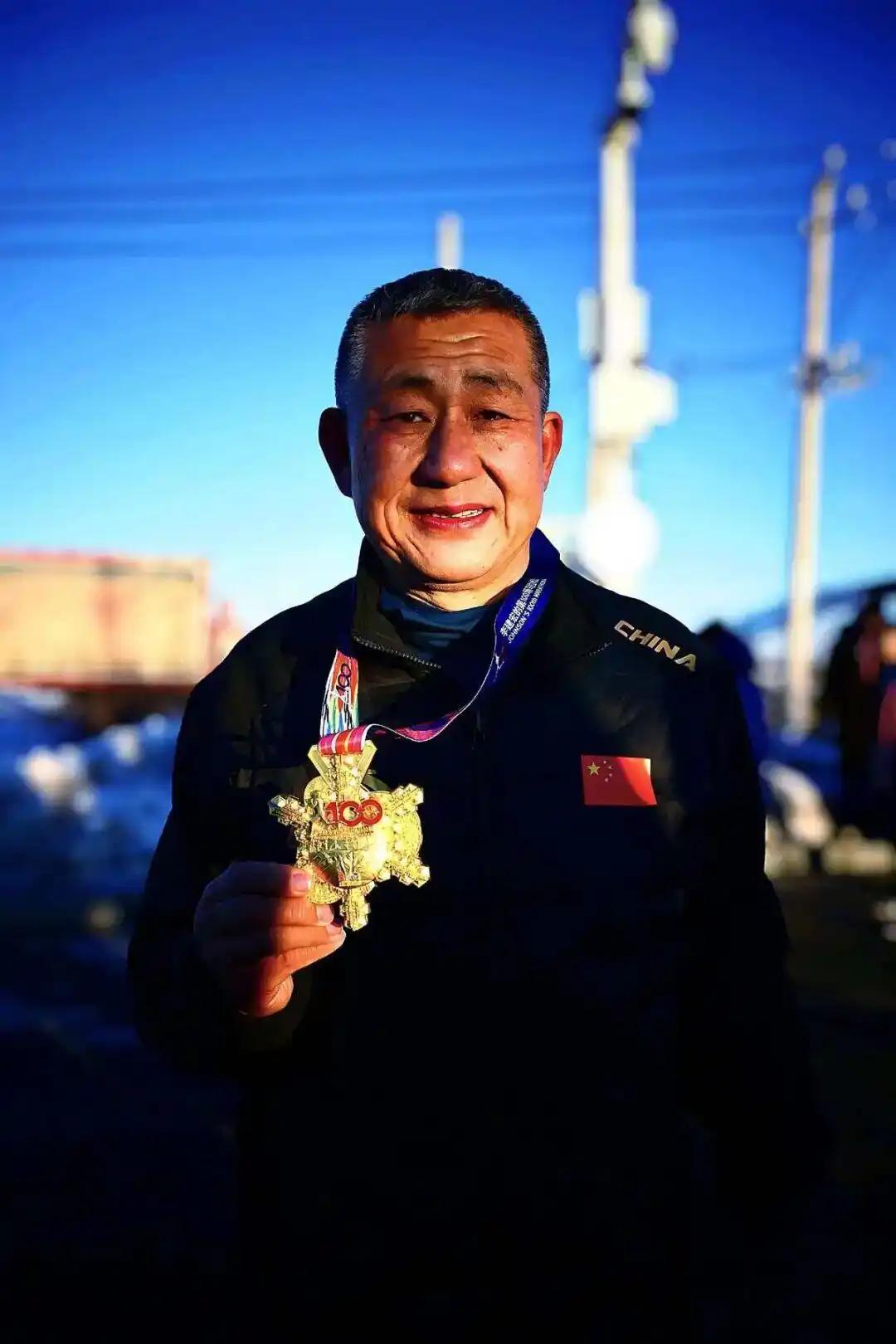 李建宏去世了，现在最难过的，不是李建宏的妻子子女，也不是公司高层，而是整个新
