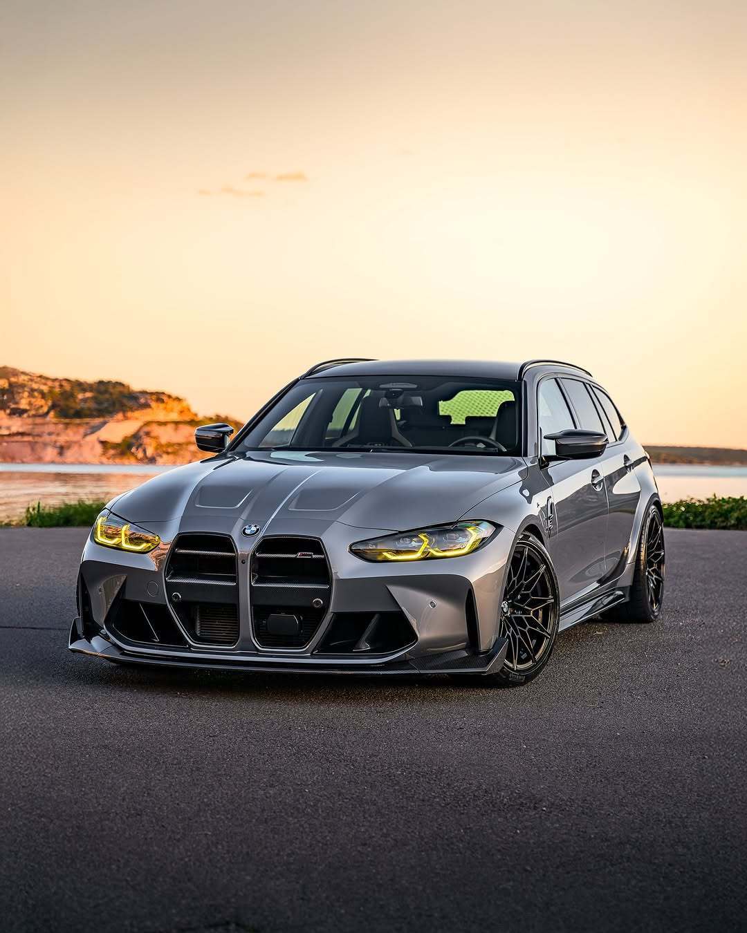 宝马M3CompetitionTouring[墨镜][墨镜]​​​