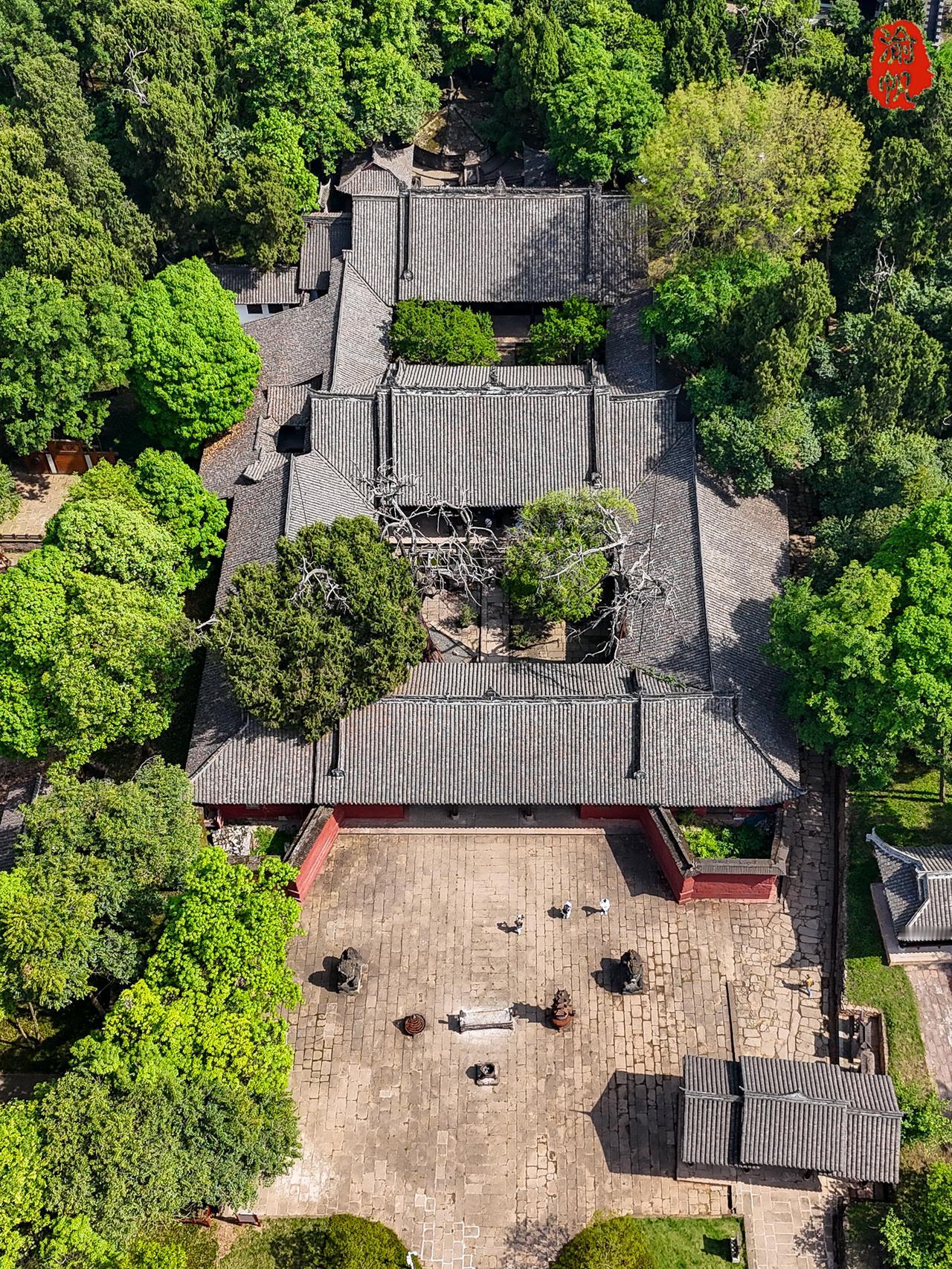 春游四川德阳，打卡罗江白马关，漫步金牛古道，拜谒庞统祠墓。这里是全国重点文物保护