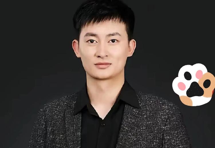 听说张雪峰那个“峰学蔚来”换老大了？新老板叫武亮，真不是啥背景通天的空降兵。