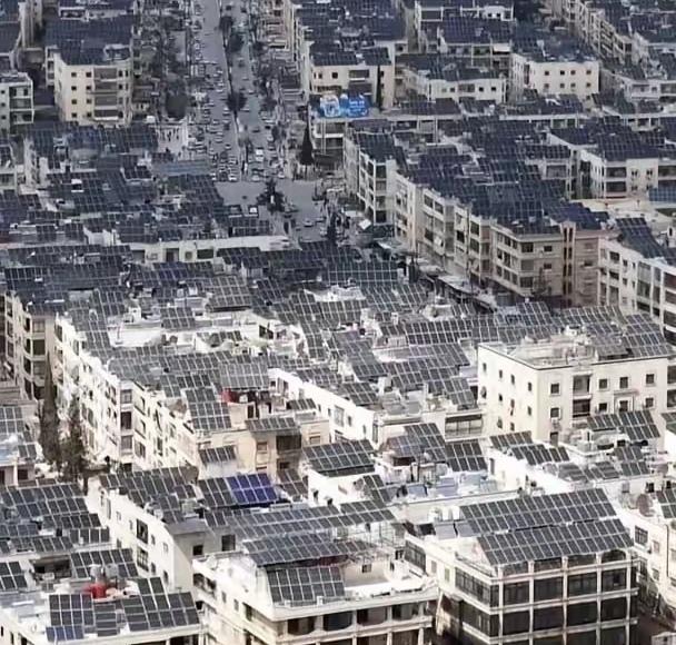 为什么国际新闻里感觉各地都是破破烂烂的，但又总是能够维持下去呢？实际上这背后总有