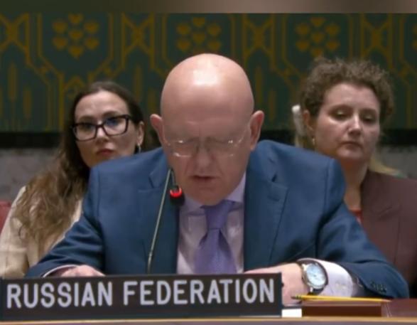 俄罗斯直接戳穿乌克兰老底：泽连斯基现在除了往外甩卖武器、输出雇佣兵，啥正经事都顾