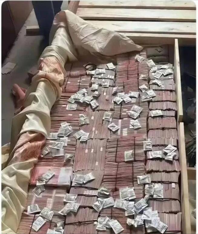 冷知识：存储人民币需要放干燥剂