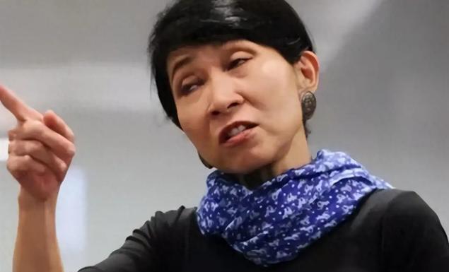 “我不是中国人，我拒绝唱国歌？”2012年，毛孟静当选香港立法会议员后，不仅公然