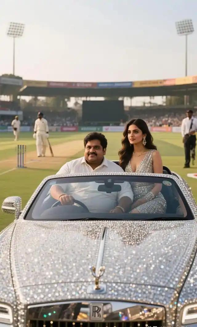 印度土豪带家人坐飞机去中国上海，当他抵达中国上空，看到地面的中国时，下意识说了一