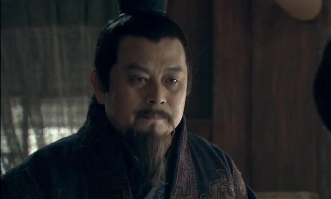 陈平当上丞相后，整天沉迷酒色不理政务，吕媭气得向吕后告状，不料吕后当面训斥妹妹：