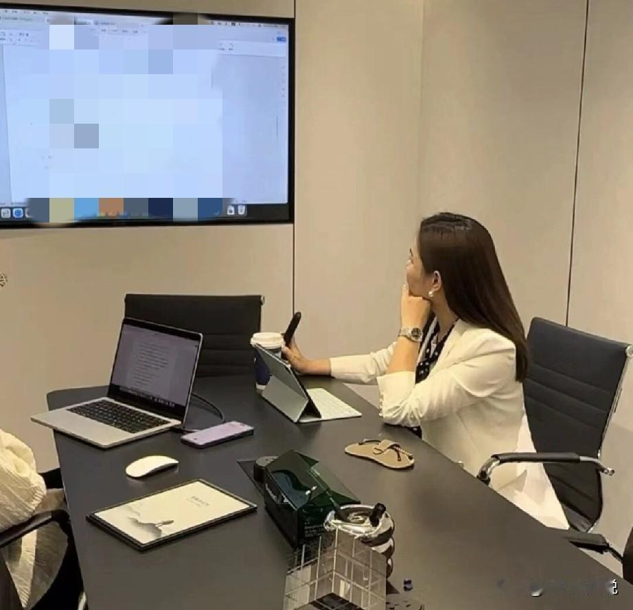 被离职员工撬单了，第一责任人应该是部门领导吧？可部门领导却在公司大骂离职员工没有