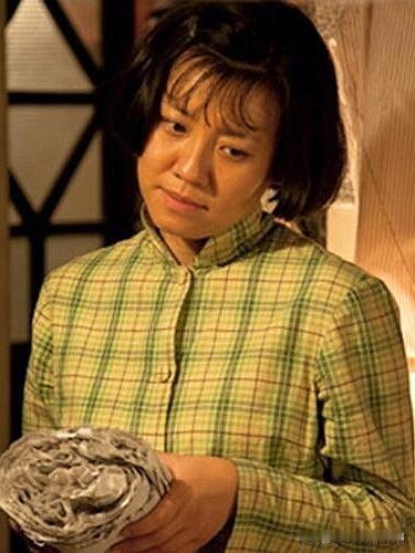 好多人看《父母爱情》都纳闷：江德福明明有点本事，为啥一辈子没给德华找个正式工作？