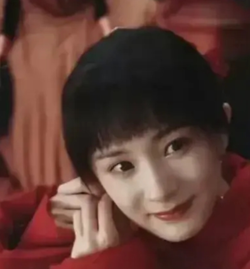 《生万物》收官了，剧里的宁绣绣就是一个最大的笑话，她的一生每天都在上演悲剧结
