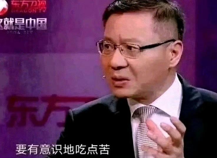 一般来说，每年这个点儿我就该出去旅游了，伊犁的五月可是很漂亮的，但是我今年就多想