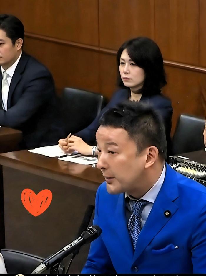 在日本政坛听到几句人话，简直比买彩票中头奖还难。但这回，山本太郎是真的敢说。