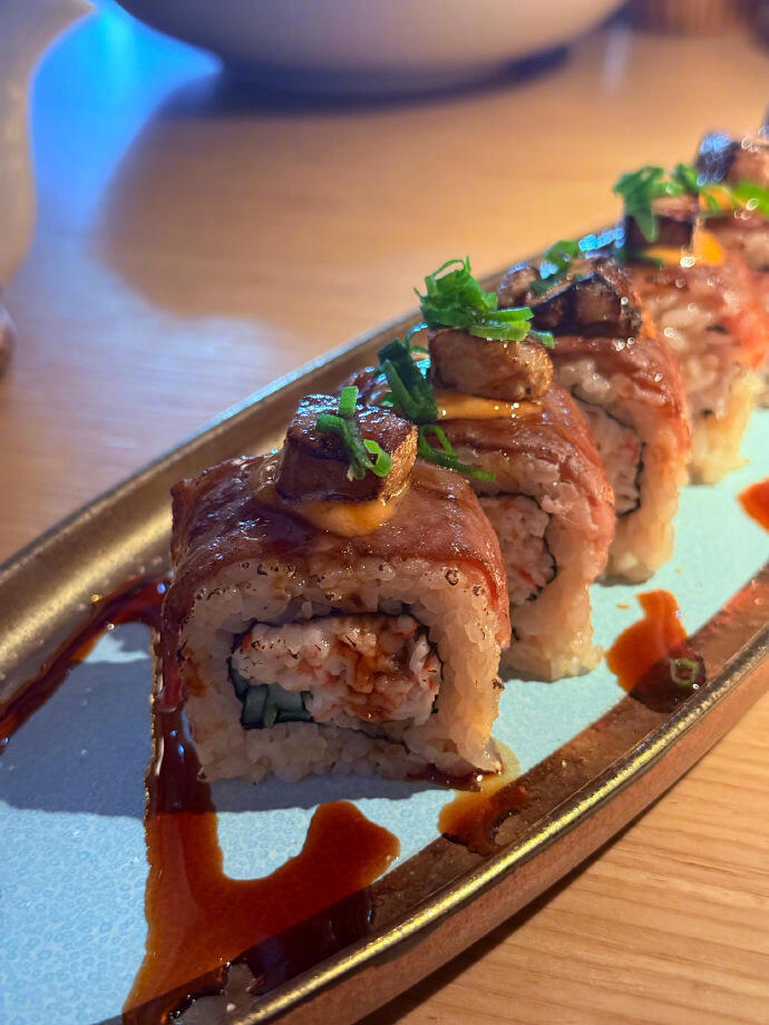 别让生活过得只剩工作，忘了快乐🎊