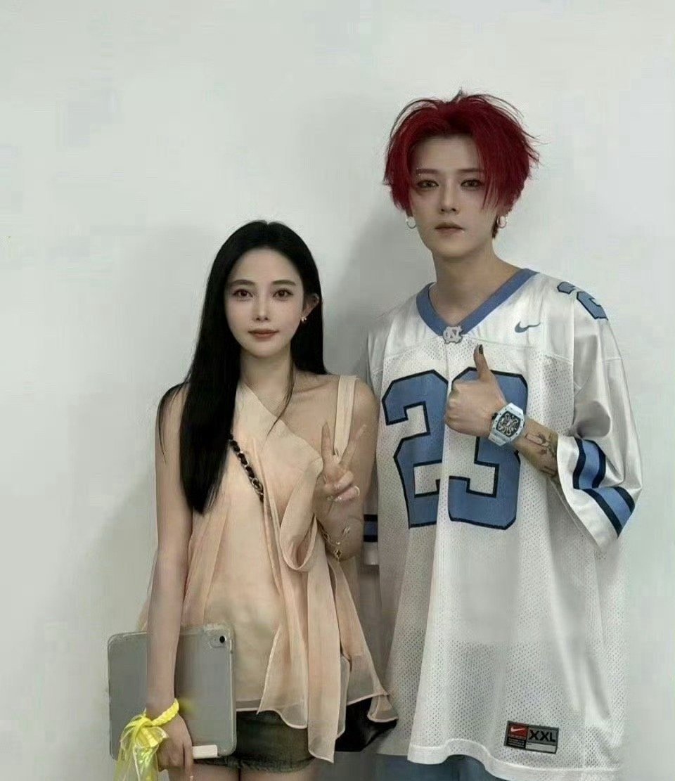 这个女生怎么这么幸运，可以吹好久了