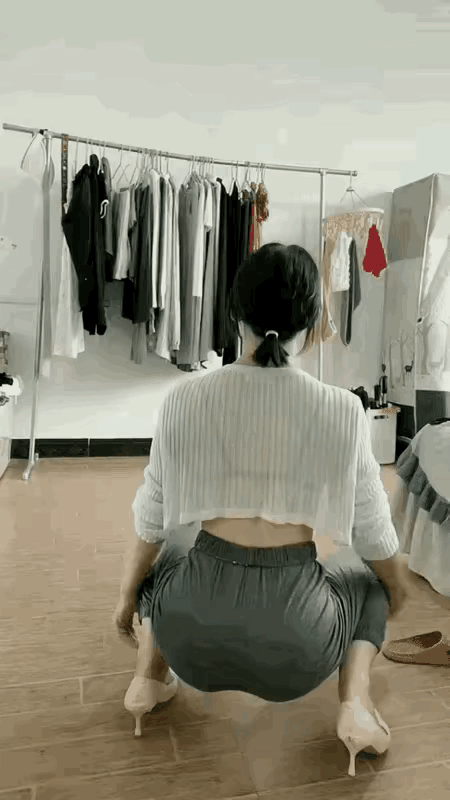 这个女人打败99%的男人。不接受反驳。[笑着哭]​​​