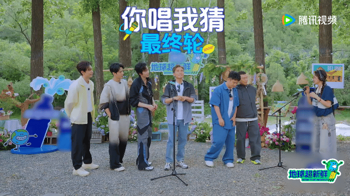 陈赫自拍还是他拍地球超新鲜陈赫的幽默感总是让人捧腹，自拍和他拍，你究竟更偏爱哪