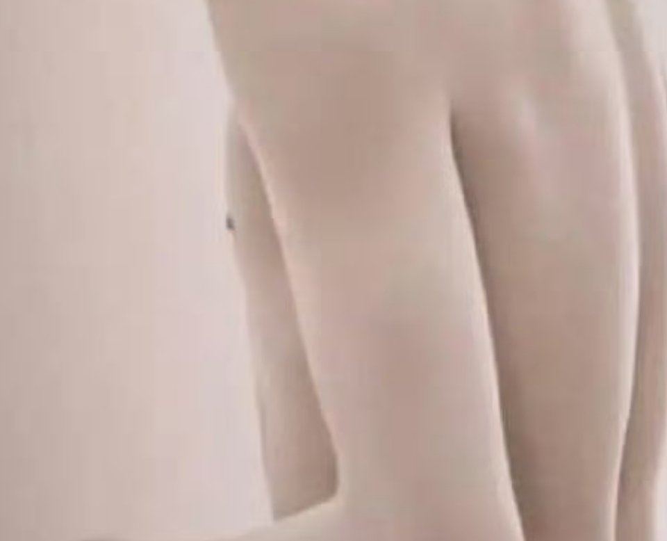 所以他为什么要漏奶