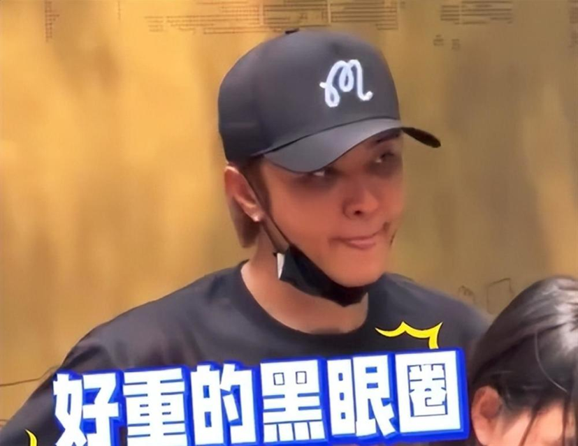 最近娱乐圈接连出现几组耐人寻味的画面，杭州鼓楼的罗志祥、哈尔滨桥上喊兄弟的王迅、发长文问“六人重聚”