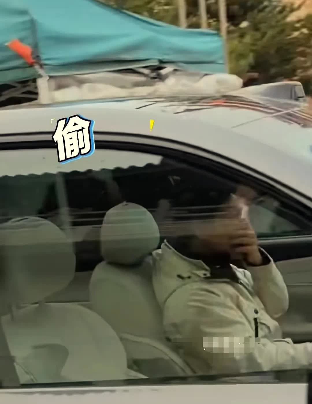 最近看到个离谱事，南宁一男子把私人充电桩“共享”给邻居，本是方便大家，还明码标价