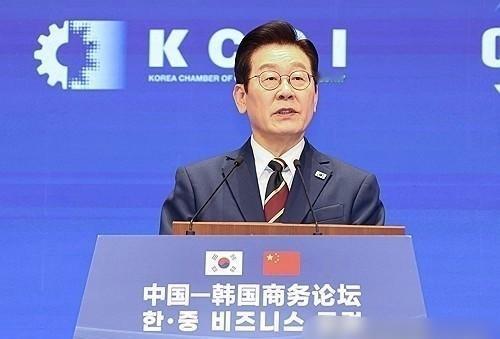 李在明访华前，美军精锐突然撤离，韩国人担心的事发生了2026年一开年，韩国人的天