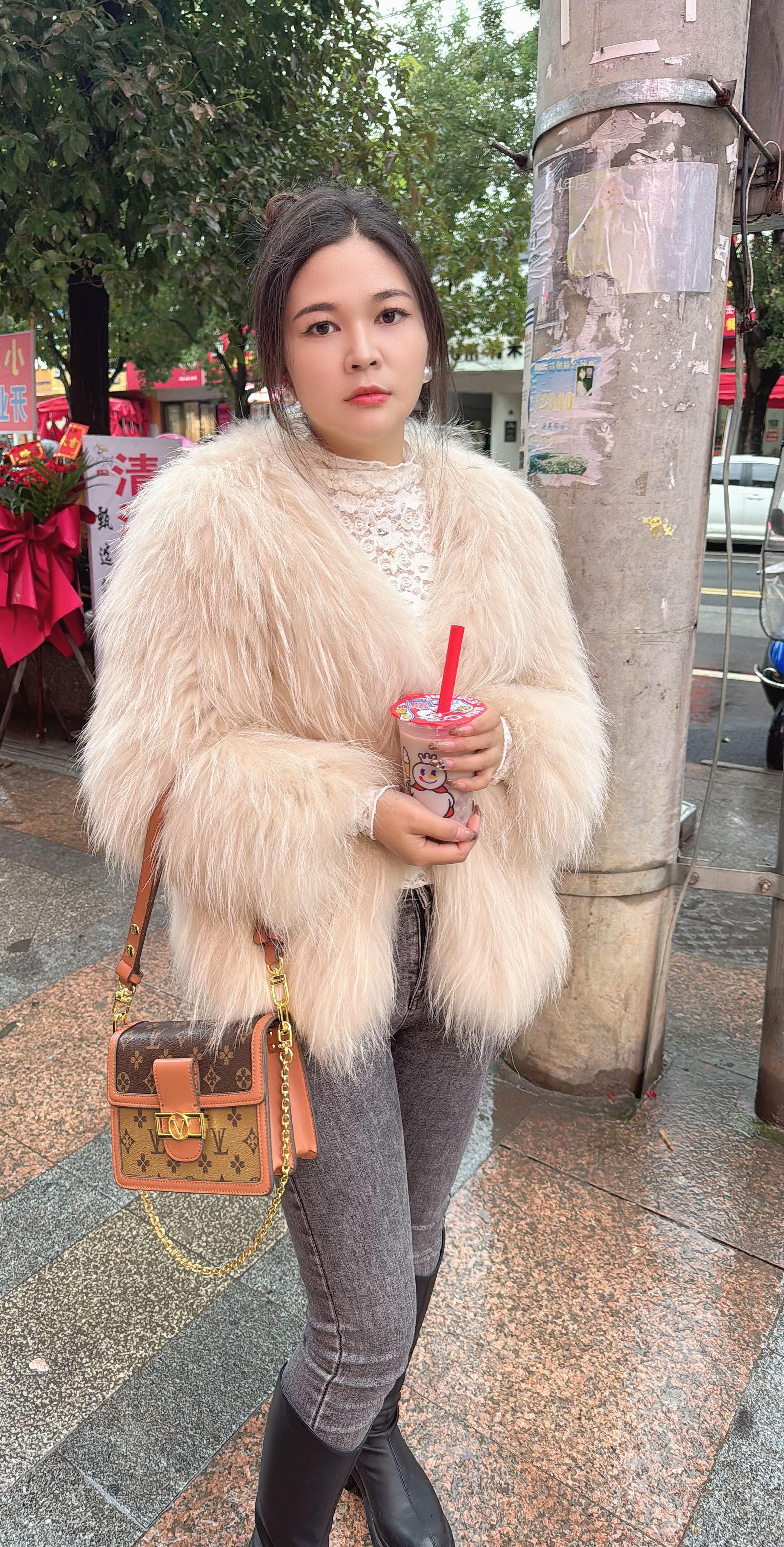 明知道你是别人的