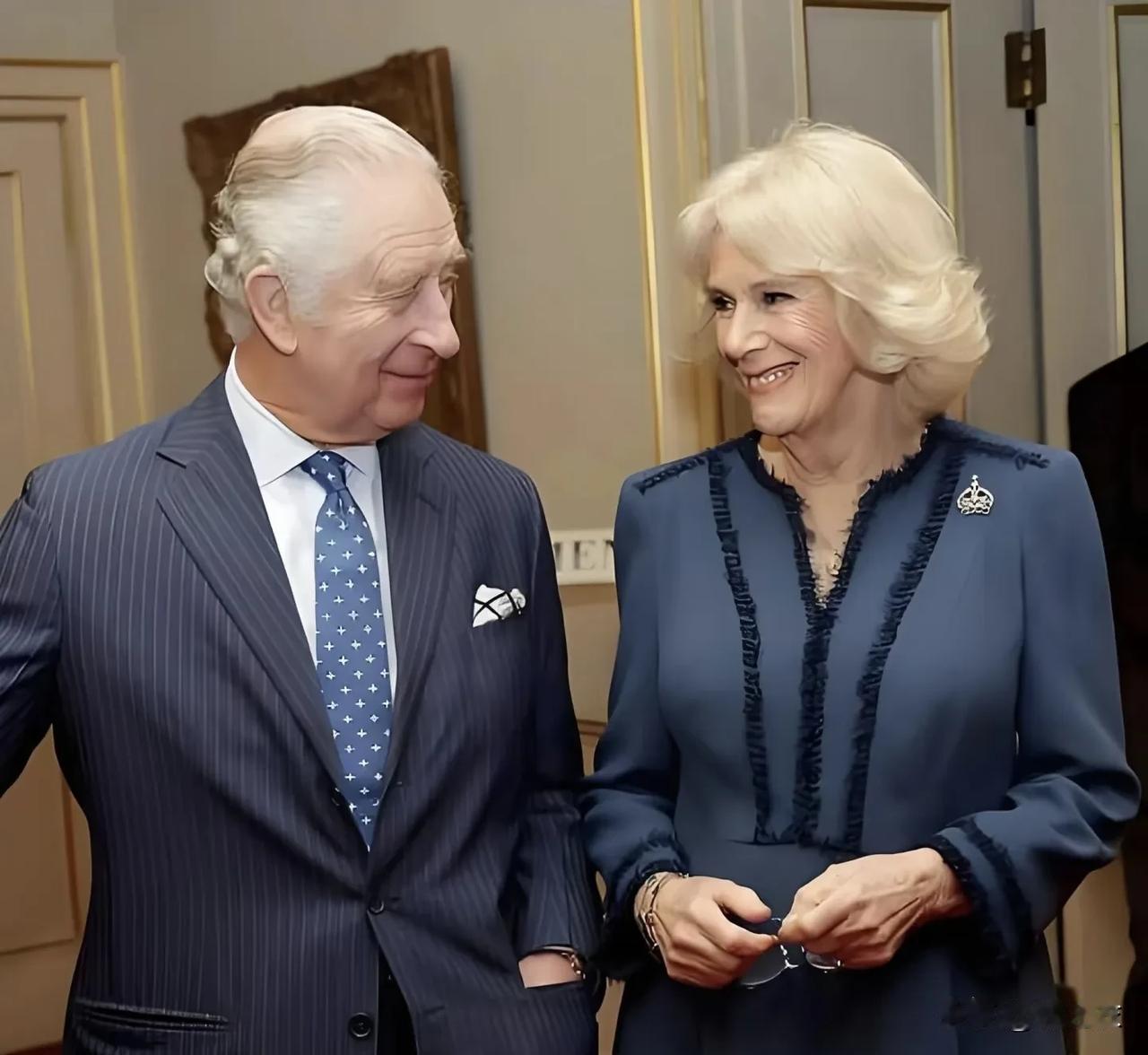 卡米拉长得也不丑，只是没有戴安娜漂亮而已，而且为什么那么多人觉得长得好看就能得到