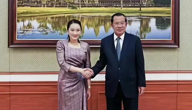 佩通坦被停职，中泰铁路这个项目恐怕凶多吉少！交通铁路这种项目，惠及的是民生，惠及