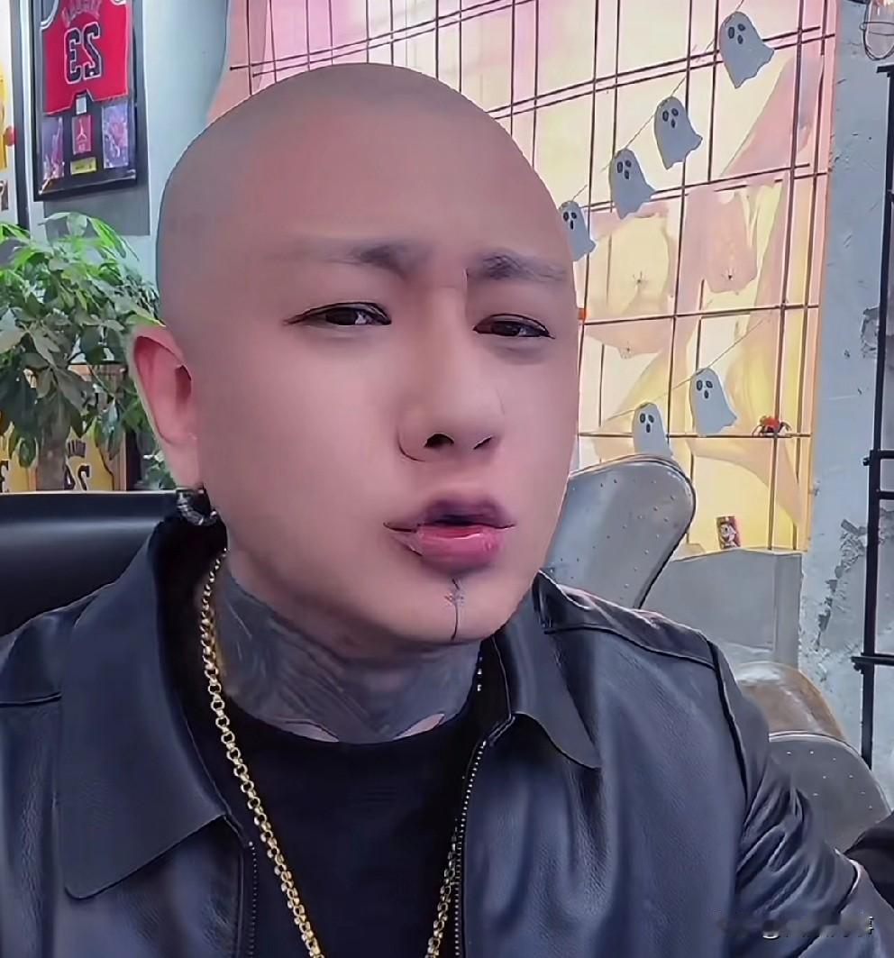 昨天报道方丈解封后，吐槽前两天发生的Gou磊扬言事件很容易让仙洋起疑心，怀疑自己