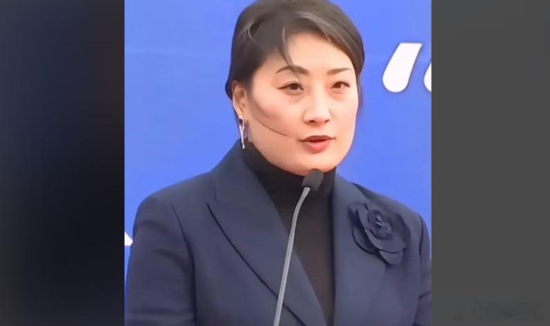 中国商业史上最炸裂的一幕！宗大小姐算是亲手把父辈留下的大好局面给断送了。相比上次