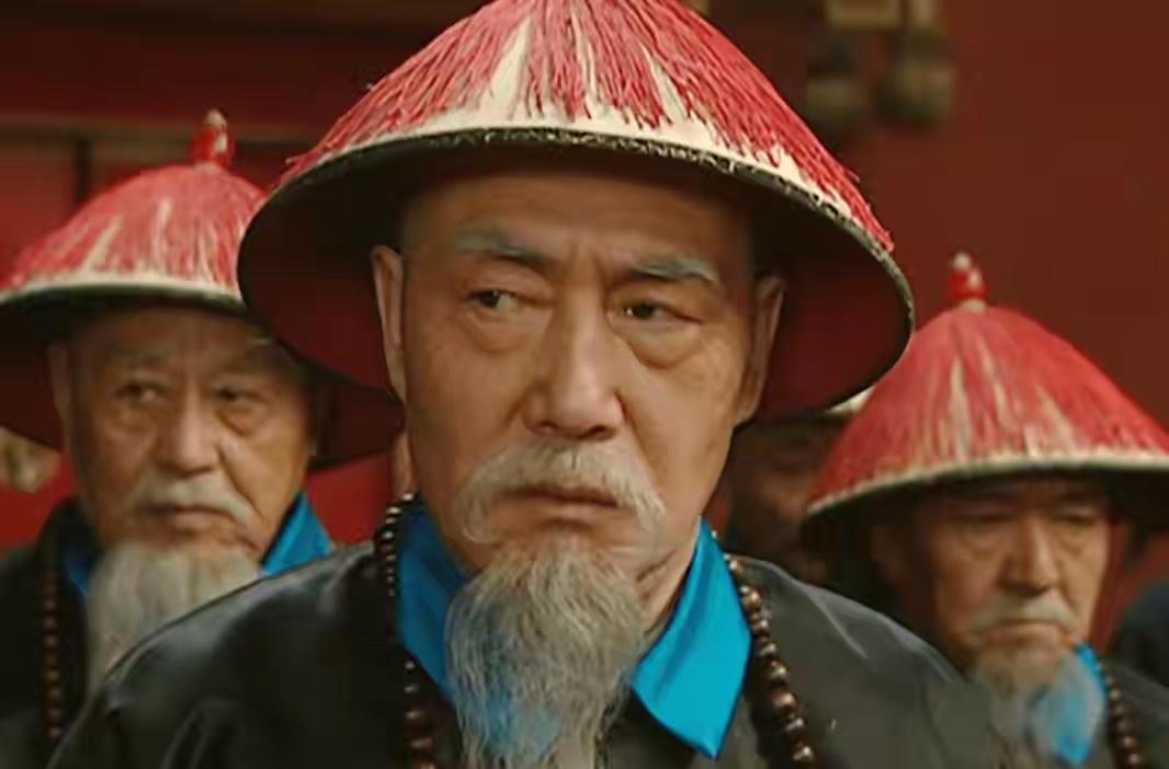 《雍正王朝》中年羹尧身为四川提督，为啥见到张廷玉要给他行礼？不都是一品官吗？