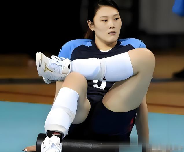 为国争光却惨遭郎平弃用！选择投奔土耳其的王一梅，如今生活怎样？她是中国女排的标志