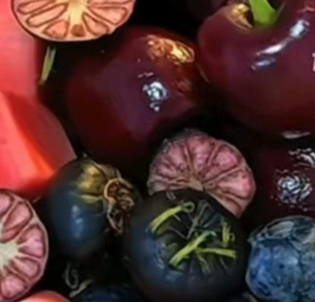 太吓人！女子天天饭后吃水果，血糖飙到30差点截肢一位40岁的女士，平时就有