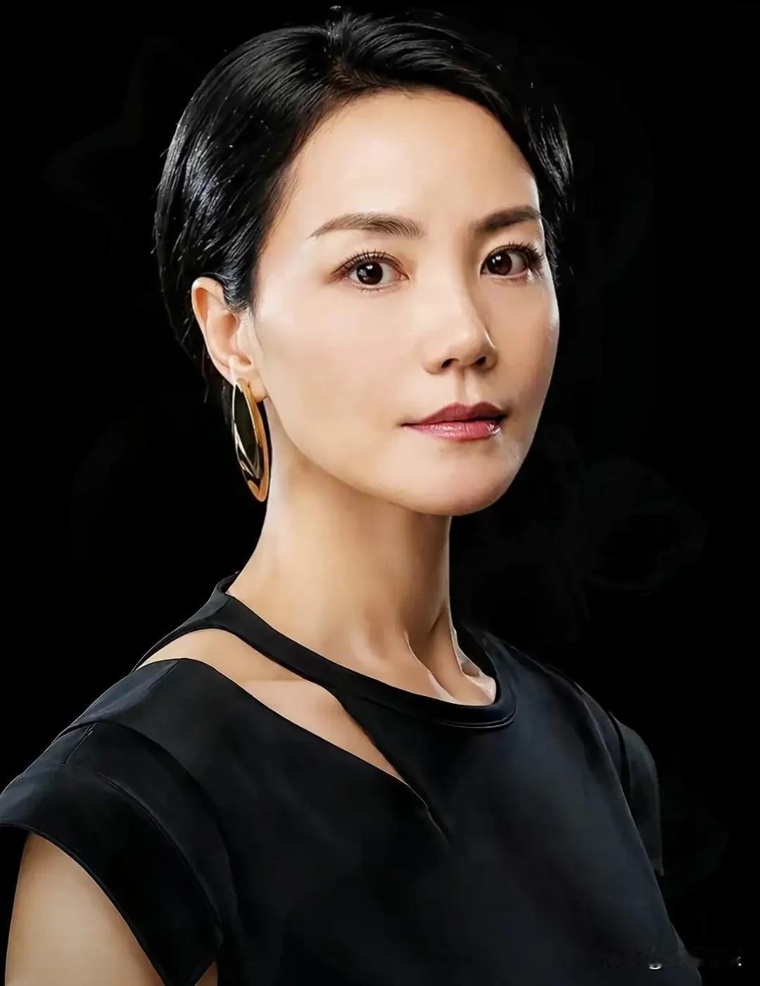 王菲，突然冲上热搜！5月13日，一场关于王菲更大的热搜直接“炸”了。网上突