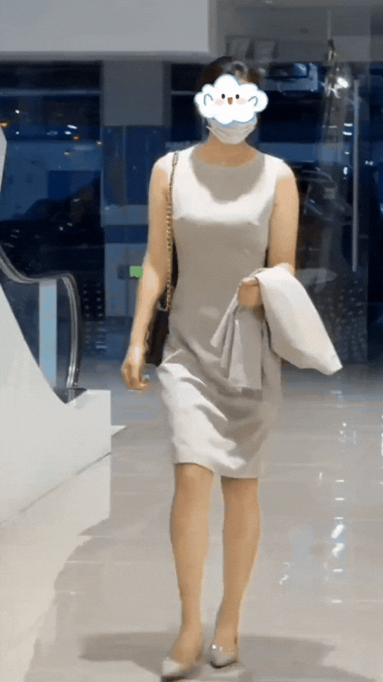 怎么穿搭显高级？记住这个万能公式:全身的颜色别超过三种！