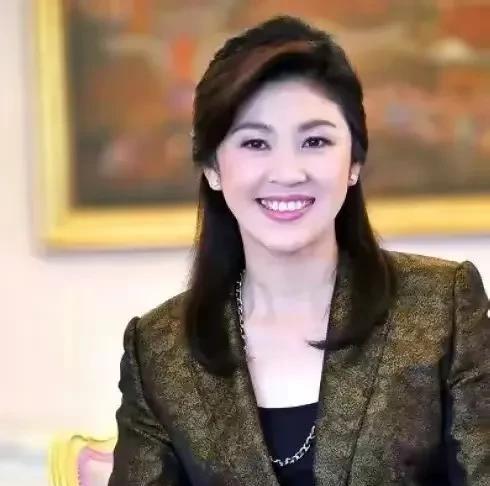 她是唯一一个美人一辈子，比朱琳还美的人，不愧是弟一美女