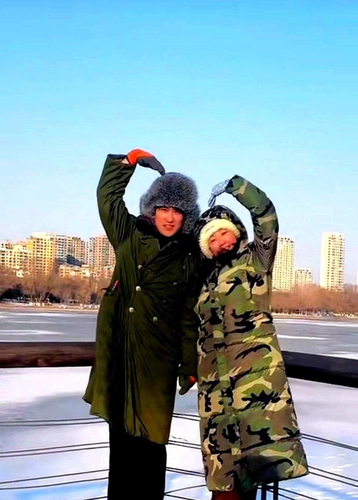 戏里演了15年夫妻，戏外才刚办婚礼。这可能是中国电视剧史上最浪漫的“延迟满足”