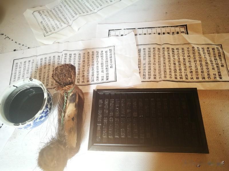 为什么要让孩子从小练字?孩子应该从小练字，一开始写字就要练，开始就要写好基本