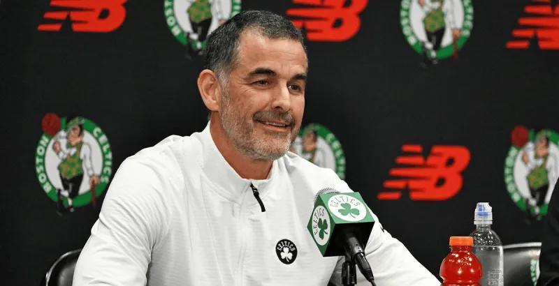 勇士输球，球迷去海边喝精酿啤酒。凯尔特人输球，整座波士顿的酒吧少了15%客人。