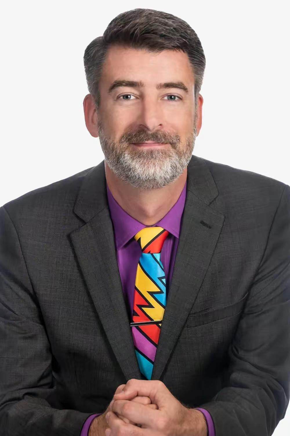 美国地缘政治家彼得·泽汉（PeterZeihan）称，美国海军只需要出动2-3