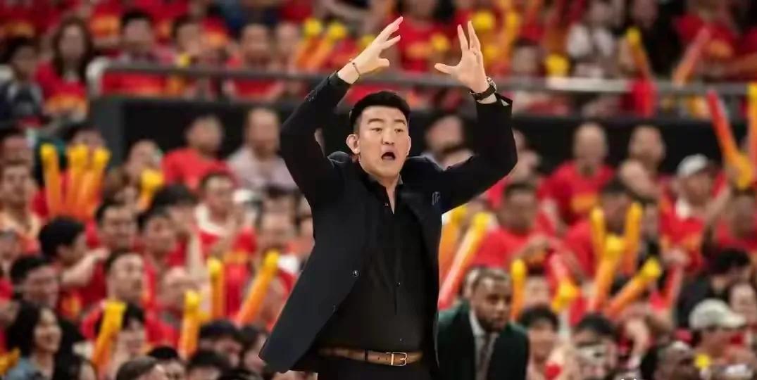 广厦这几年争冠之路一直不顺，年年是争冠热门却年年败北。如果今年争冠失败，有大动作