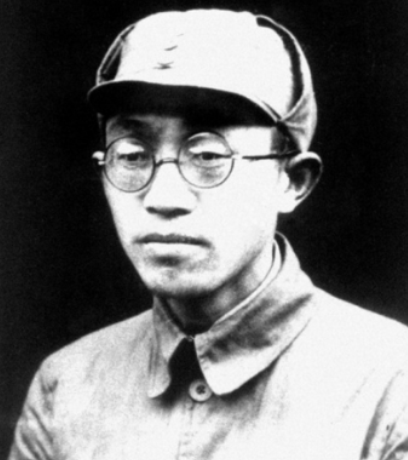 1948年林彪听从毛主席指挥，率领40万东北野战军奔赴锦州，锦州会战一触即发。