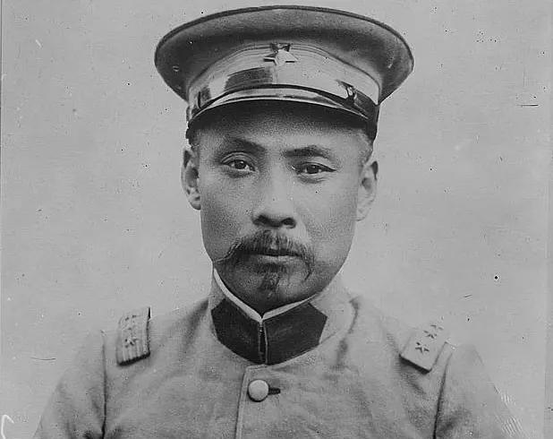 袁世凯死后，段祺瑞是北洋系的老大，实力最强的军阀。这时的冯国璋、张作霖、曹锟等都